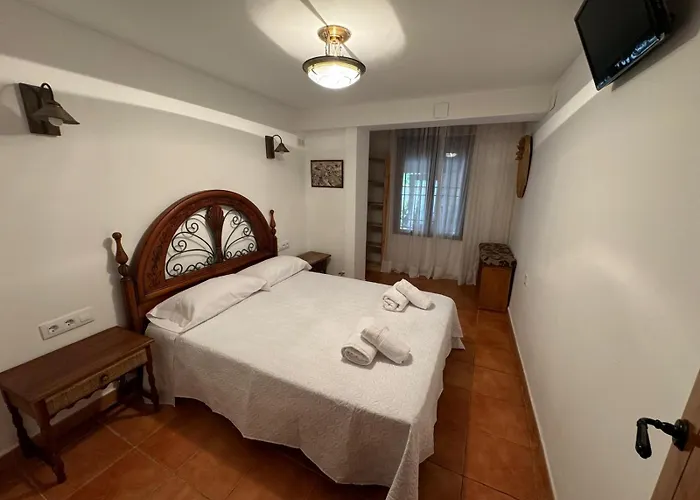 בית נופש La Pradera De Gredos ארנס דה סן פדרו